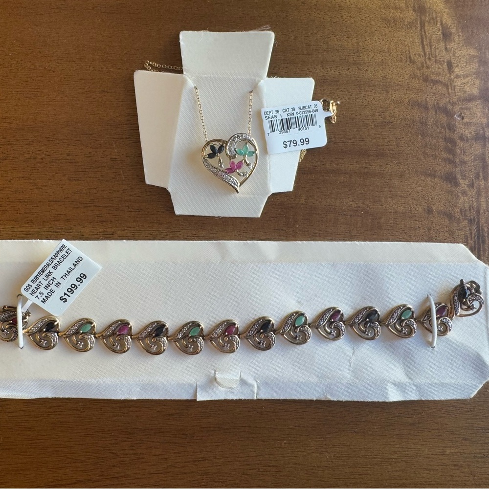 Real gemstone necklace & bracelet set